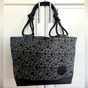 NWOT Farmhouse Is My Style Handbag